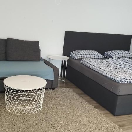 Schönes und offenes Appartement Jüchen Exterior foto